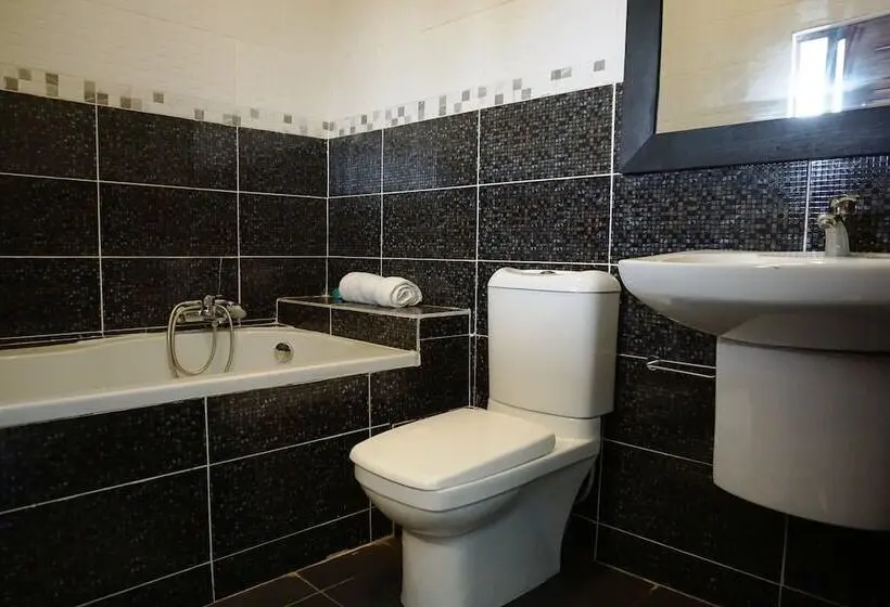 ロイヤルアパートメントの2ベッドルーム, Accra Royal Castle Apartments & Suites