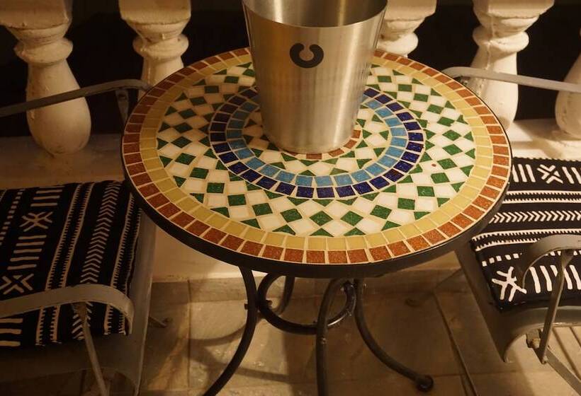 سوییت با چشم‌انداز باغ, Accra Royal Castle Apartments & Suites