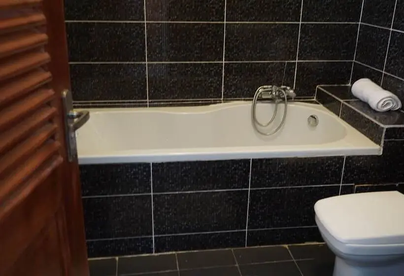 エクゼクティブスイート, Accra Royal Castle Apartments & Suites
