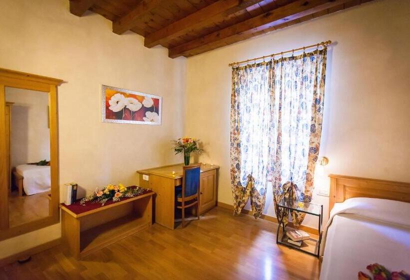 スタンダードシングルルーム, Alla Corte Dei Bicchi