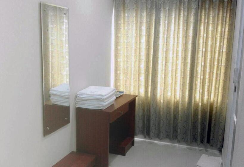 Deluxe Svit, Dreamland Residency