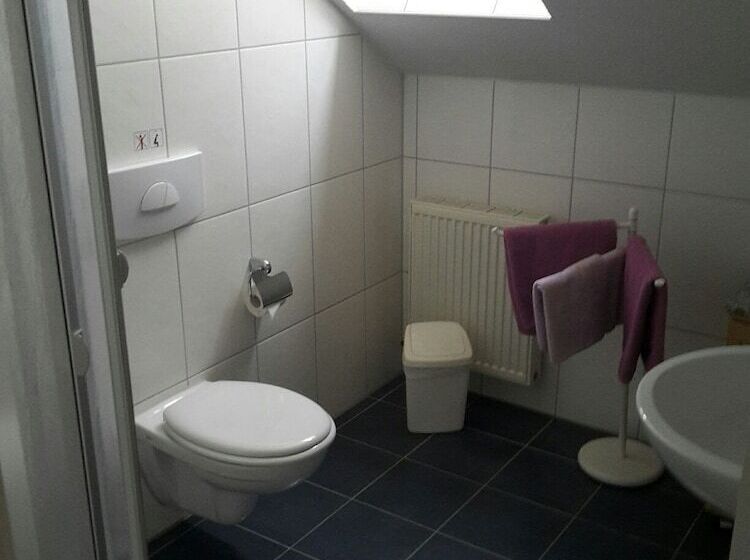 标准单人间, Kuhfelder Hof