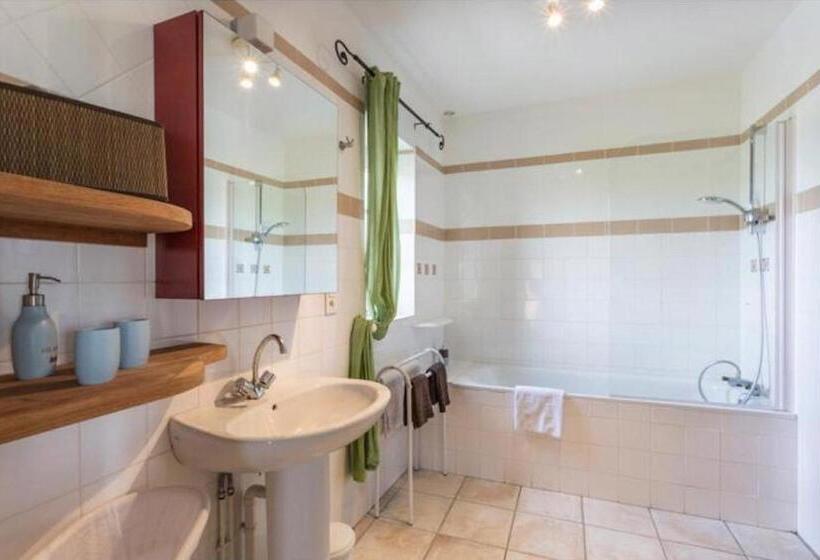 شقة غرفة واحدة مطلة على حمام السباحة, Chateau De Mazelieres