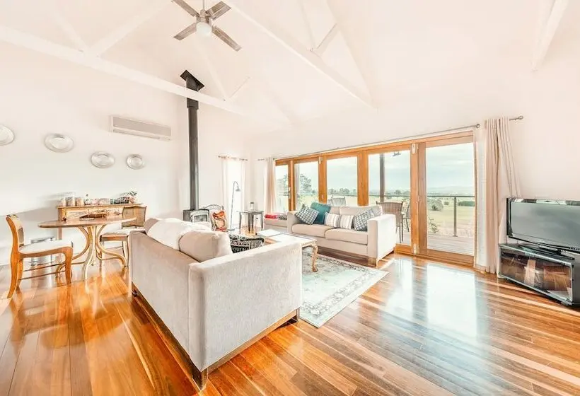 １ベッドルームハウス, Outlook Hill Vineyard Cottages