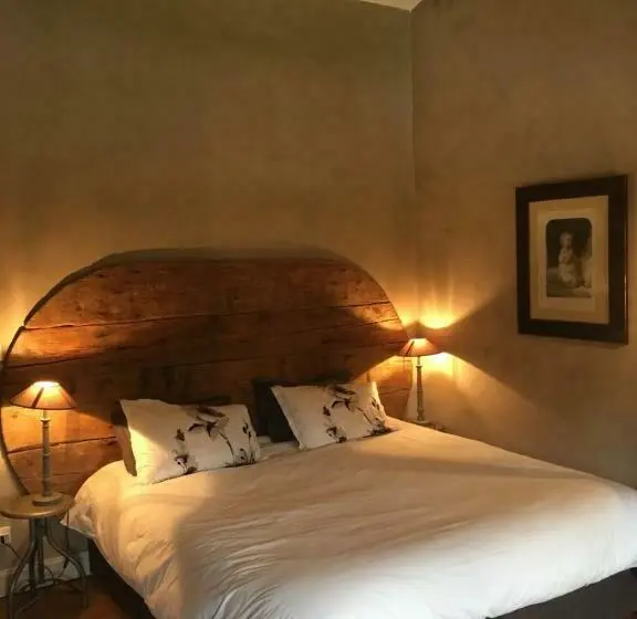 コンフォートルーム, Le Clos De Mara