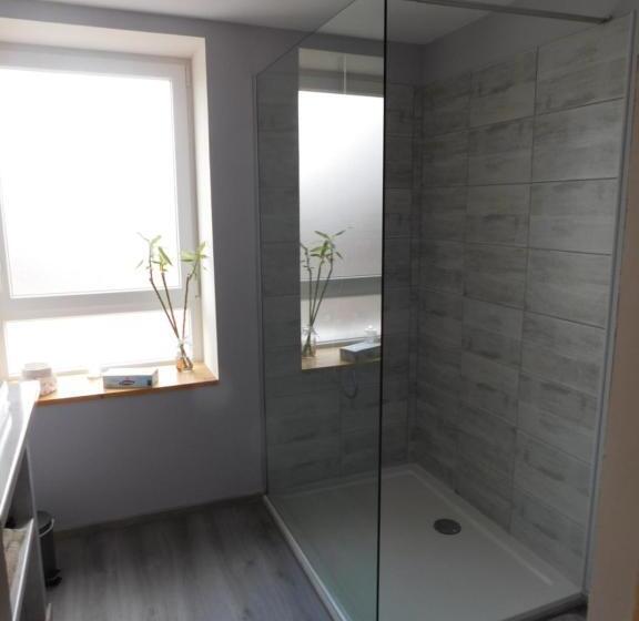 Familiekamer, Monts Et Reves