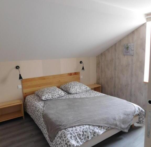 패밀리 룸, Monts Et Reves