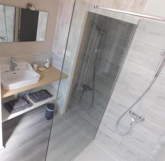 스탠다드 룸, Monts Et Reves