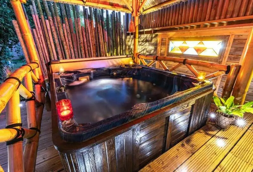 キングサイズベッドのスタンダードルーム, Presbytère De Pancé