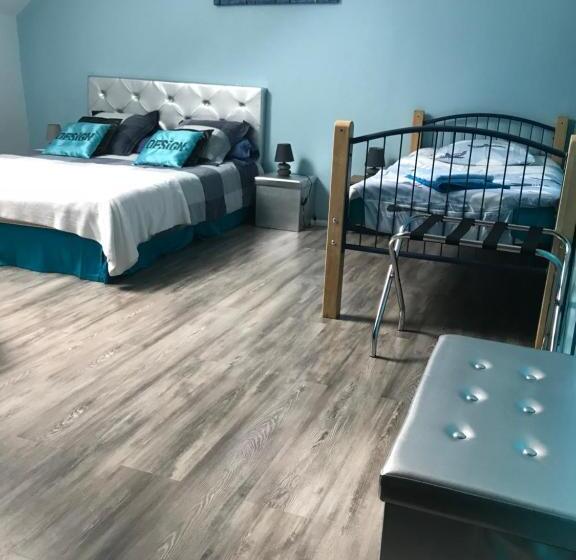 デラックスルーム, Chambres D´hotes Villa Capsylvaine