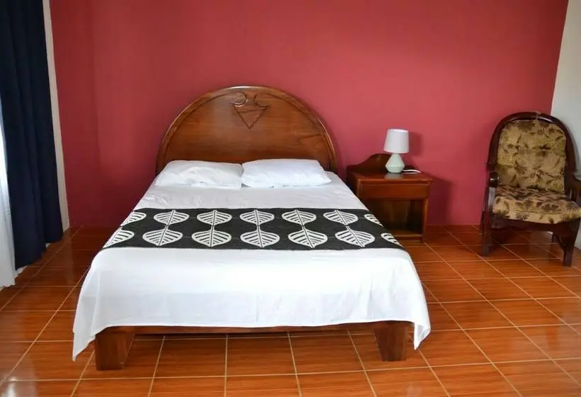 ダブルベッドのベーシックルーム, Lumbres Del Arenal Cabinas Y Villas