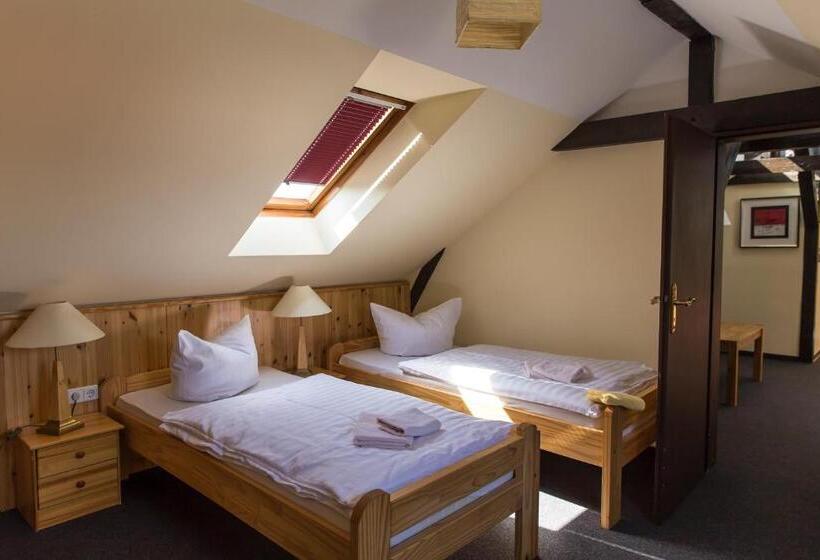 غرفة عائلية, Garni Mühlenhof