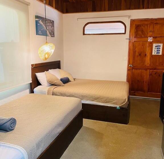 스탠다드 트리플 룸, Ocotal Bed & Breakfast