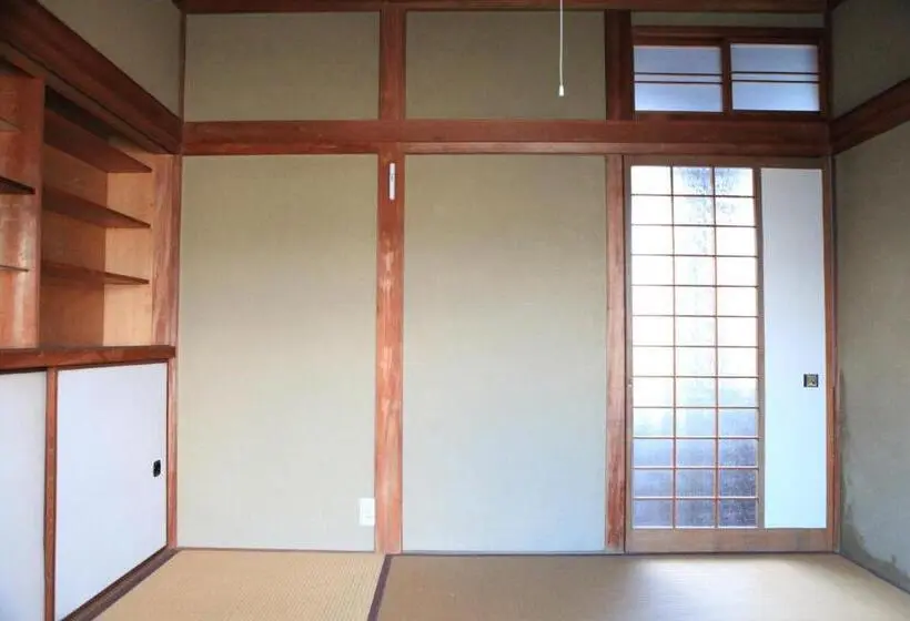バス共有のスタンダードルーム, Okayama Hostel Igusa