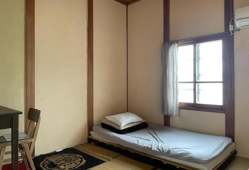 Номер Стандарт Индивидуальный Совместная Ванная, Okayama Hostel Igusa