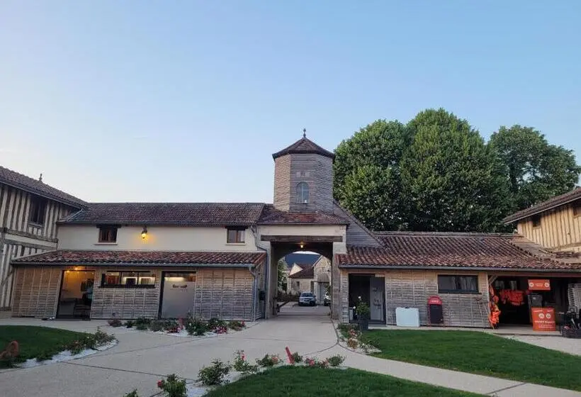 バス共有のスタンダードルーム, Domaine Le Colombier