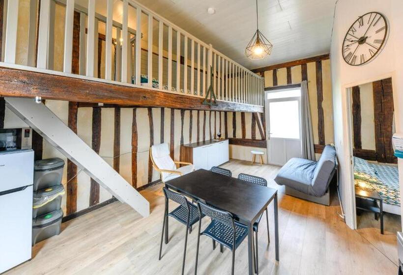 テラス付きスタンダードワンルーム, Domaine Le Colombier