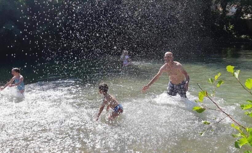 １ベッドルームハウス, Domaine Le Colombier