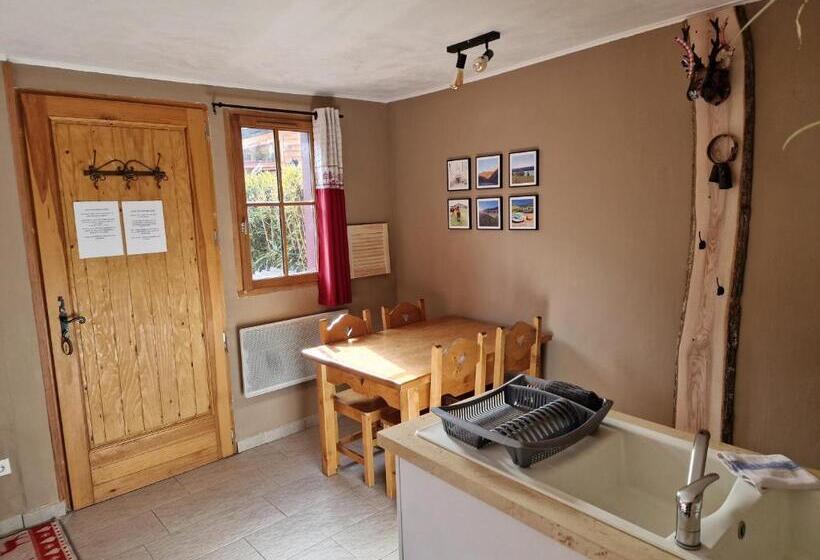 בית, 2 חדרי שינה, Le Silence Du Midi