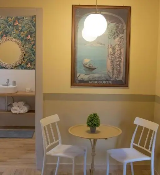 スタンダードルーム, B&b Tra I Laghi