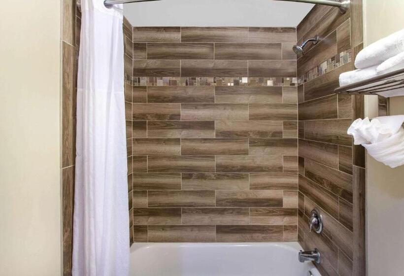 스위트 킹사이즈 침대, Baymont By Wyndham Jacksonville/butler Blvd