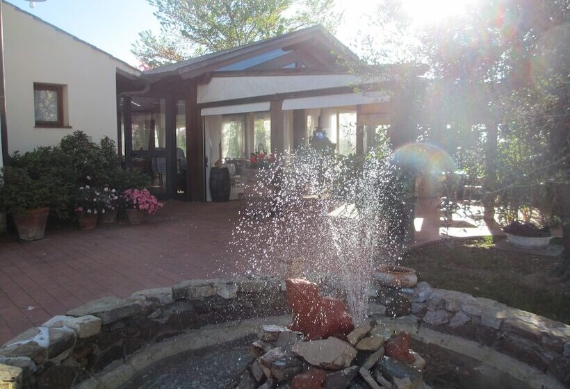 غرفة إقتصادية, Locanda Le Boscarecce