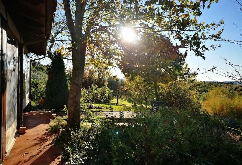 غرفة إقتصادية, Locanda Le Boscarecce