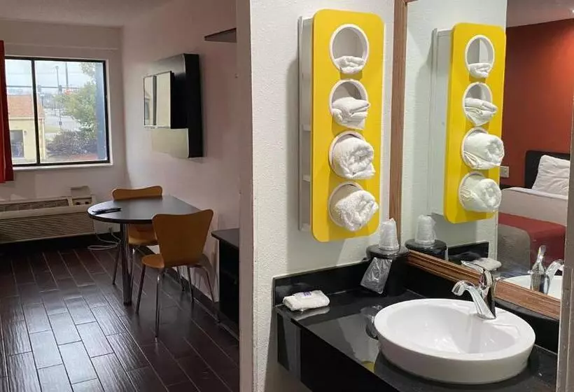 キングサイズベッドのデラックスルーム, Relax Inn