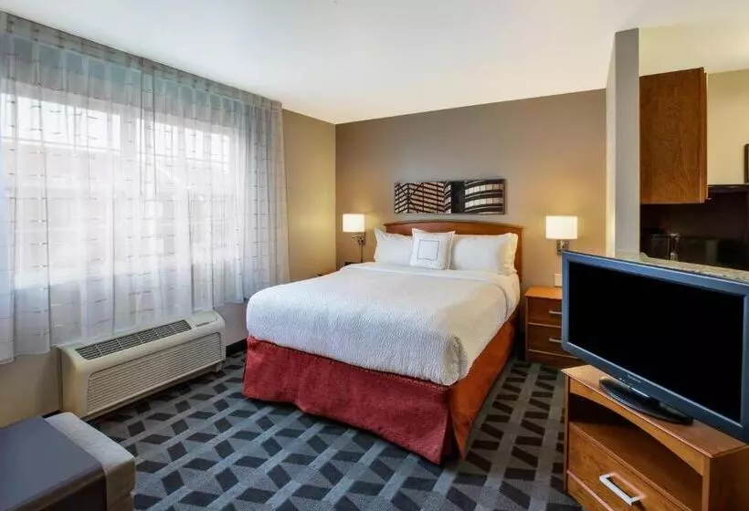 スタンダードスタジオ, Towneplace Suites Detroit Sterling Heights