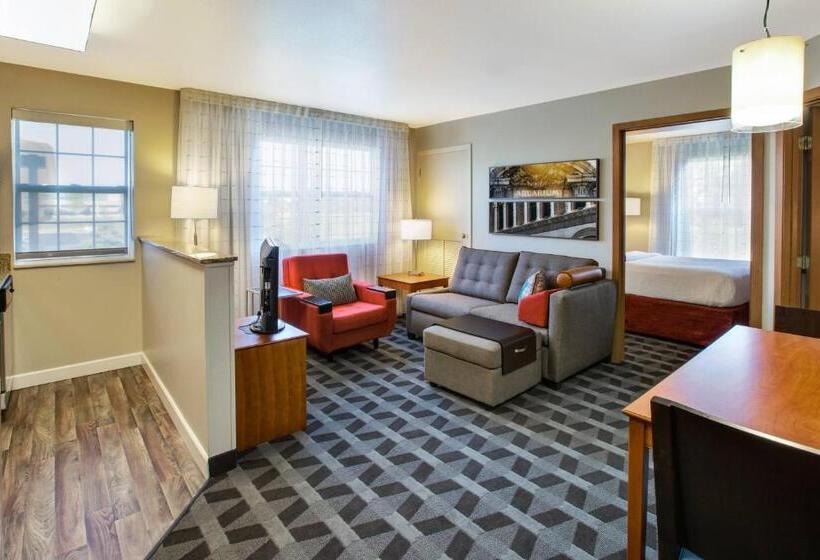 带2个卧室的套房, Towneplace Suites Detroit Sterling Heights