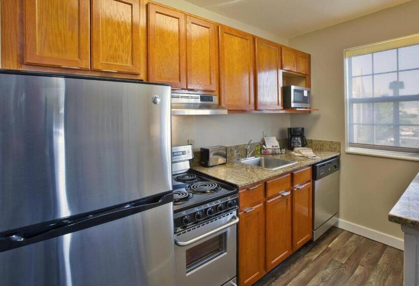 جناح, Towneplace Suites Detroit Sterling Heights