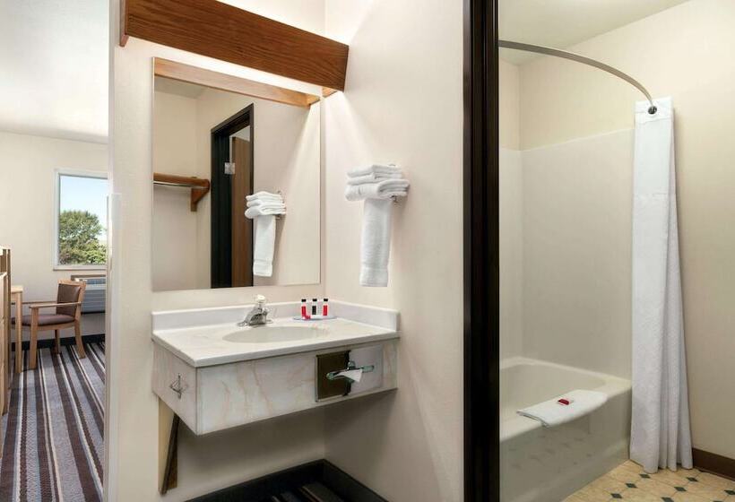 غرفة بيزنس, Super 8 By Wyndham Big Timber