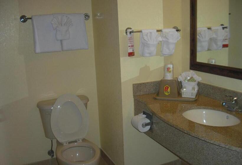 جناح ديلوكس سرير كينج, Super 8 By Wyndham Daytona Beach