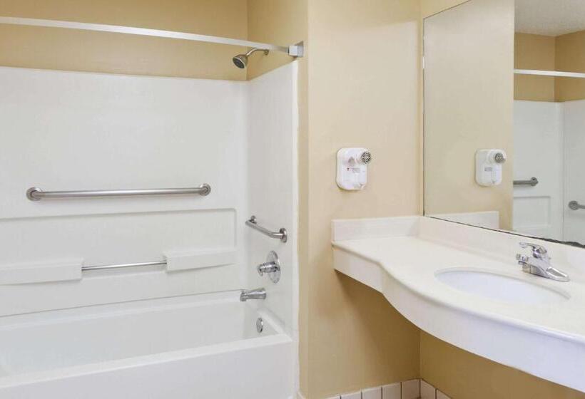 Номер Стандарт, Super 8 By Wyndham Ft. Oglethorpe Ga/chatt Tn Area