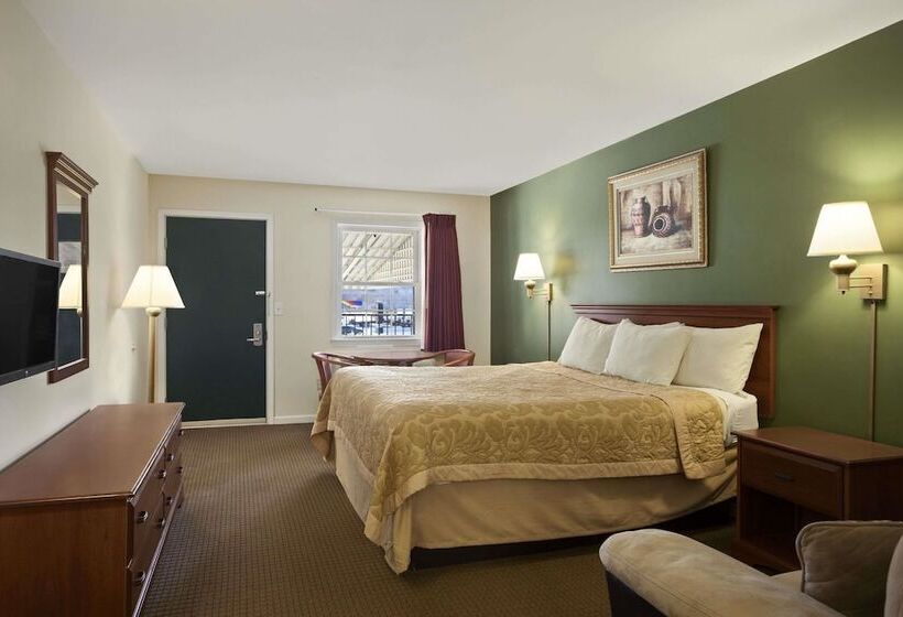 غرفة قياسية لذوى الاحتياجات الخاصة, Super 8 By Wyndham Mifflinville Near Bloomsburg