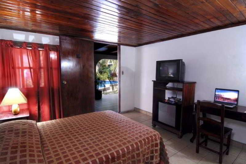 غرفة قياسية سرير كينج, Super 8 By Wyndham Morristown/south