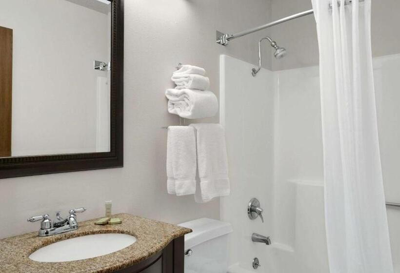 غرفة قياسية سرير كينج, Super 8 By Wyndham Washington