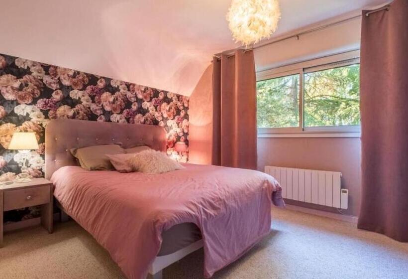 منزل غرفتين نوم, La Clotière