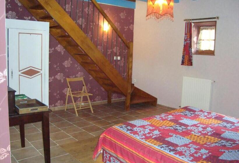 جناح غرفتين نوم, La Grange De Felix