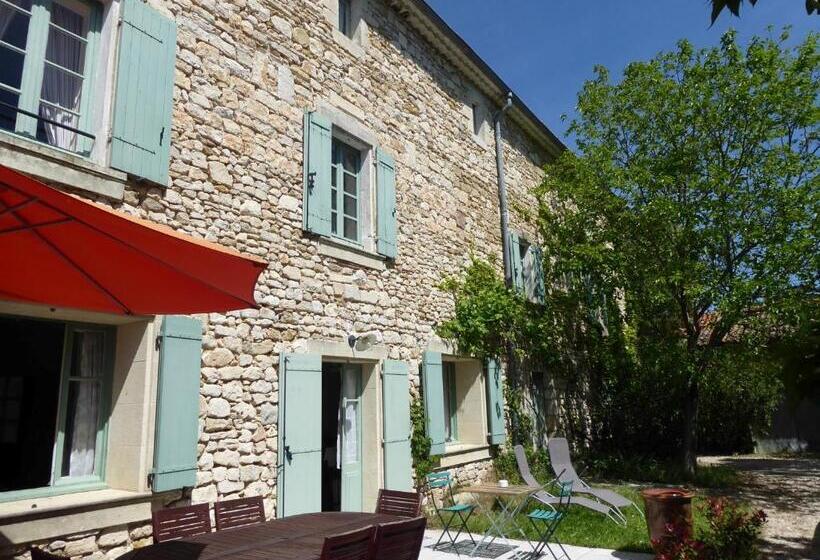 غرفة قياسية مطلّة علي الحديقة, Le Mas Des Sages