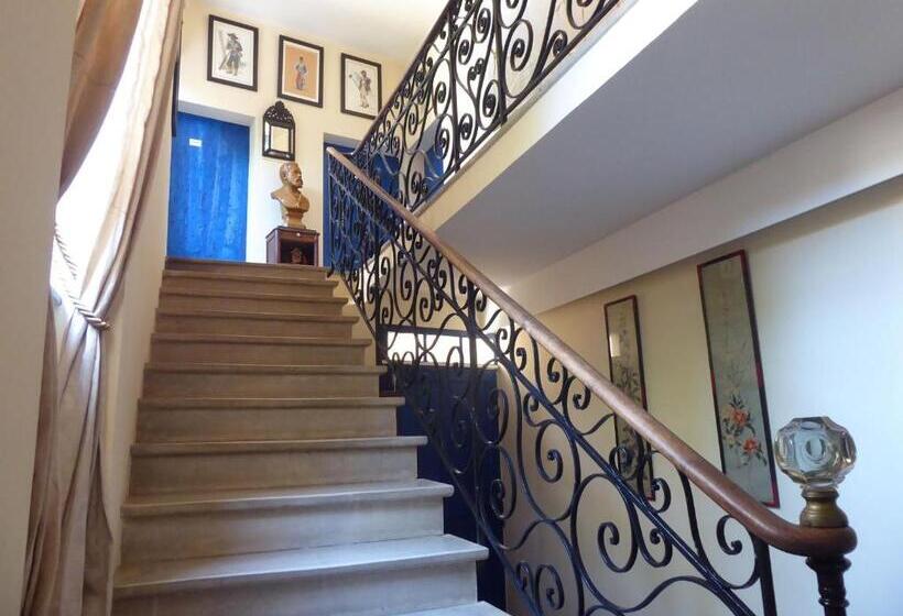 غرفة قياسية مطلّة علي الحديقة, Le Mas Des Sages