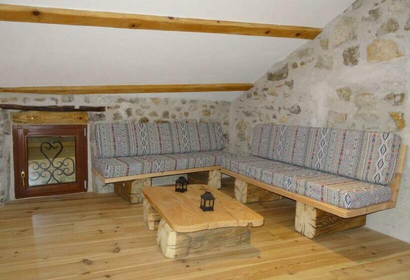Номер Deluxe, Le Mas Du Galibot Chambre Cambalotte