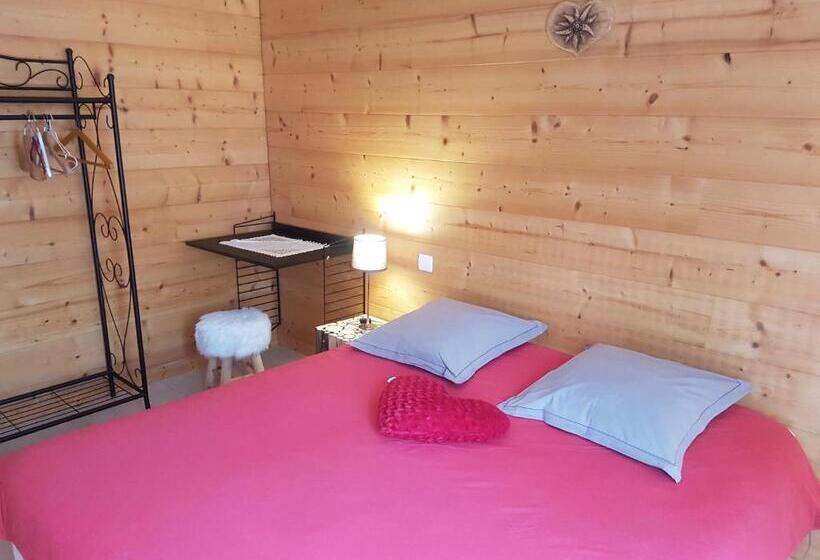 Standard room with outdoor bath, Chalet Les Aigles