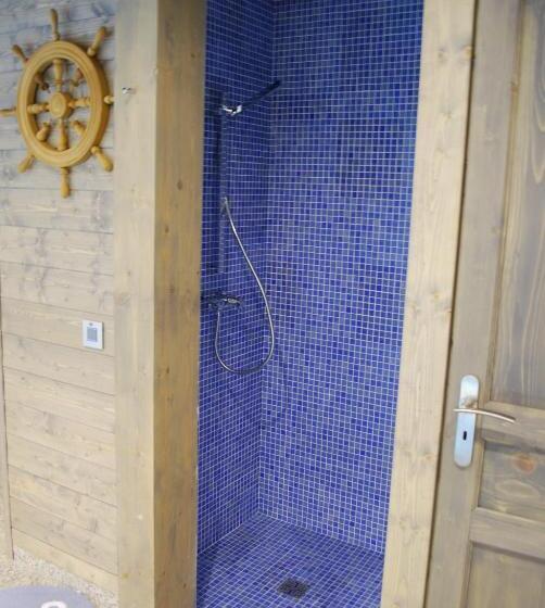 豪华家庭房间, De Blockhut