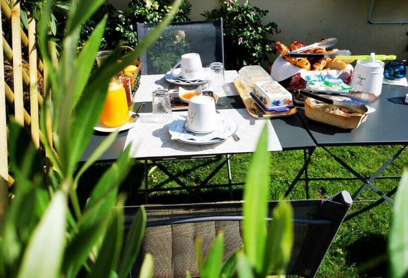 غرفة قياسية, Le Clos De La Barre