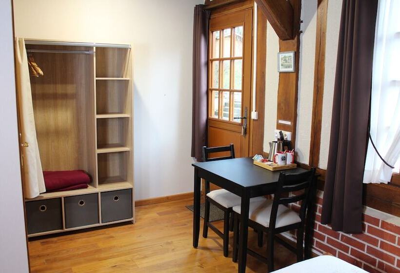 带1个卧室的豪华公寓, B&b Devalpierre Adult Only