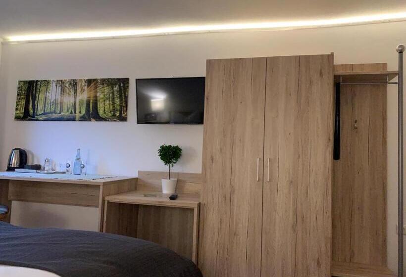 Номер Стандарт, Hohe Tanne