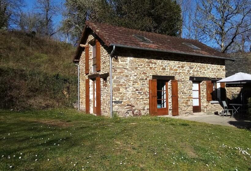 غرفة قياسية مطلّة علي الحديقة, Le Grand Guillaume Maisonnette Indépendante