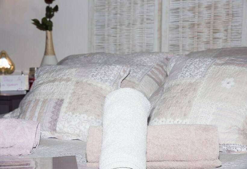 شقة غرفة واحدة مطلة على الحديقة, Paradis