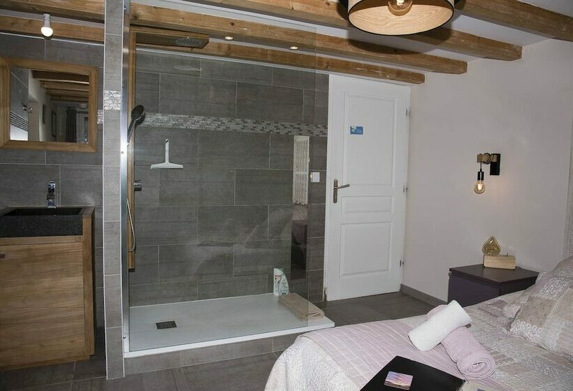 شقة غرفة واحدة مطلة على الحديقة, Paradis